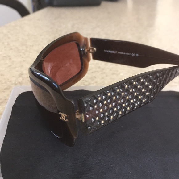 Chanel Sunglasses - Picture 6 of 8